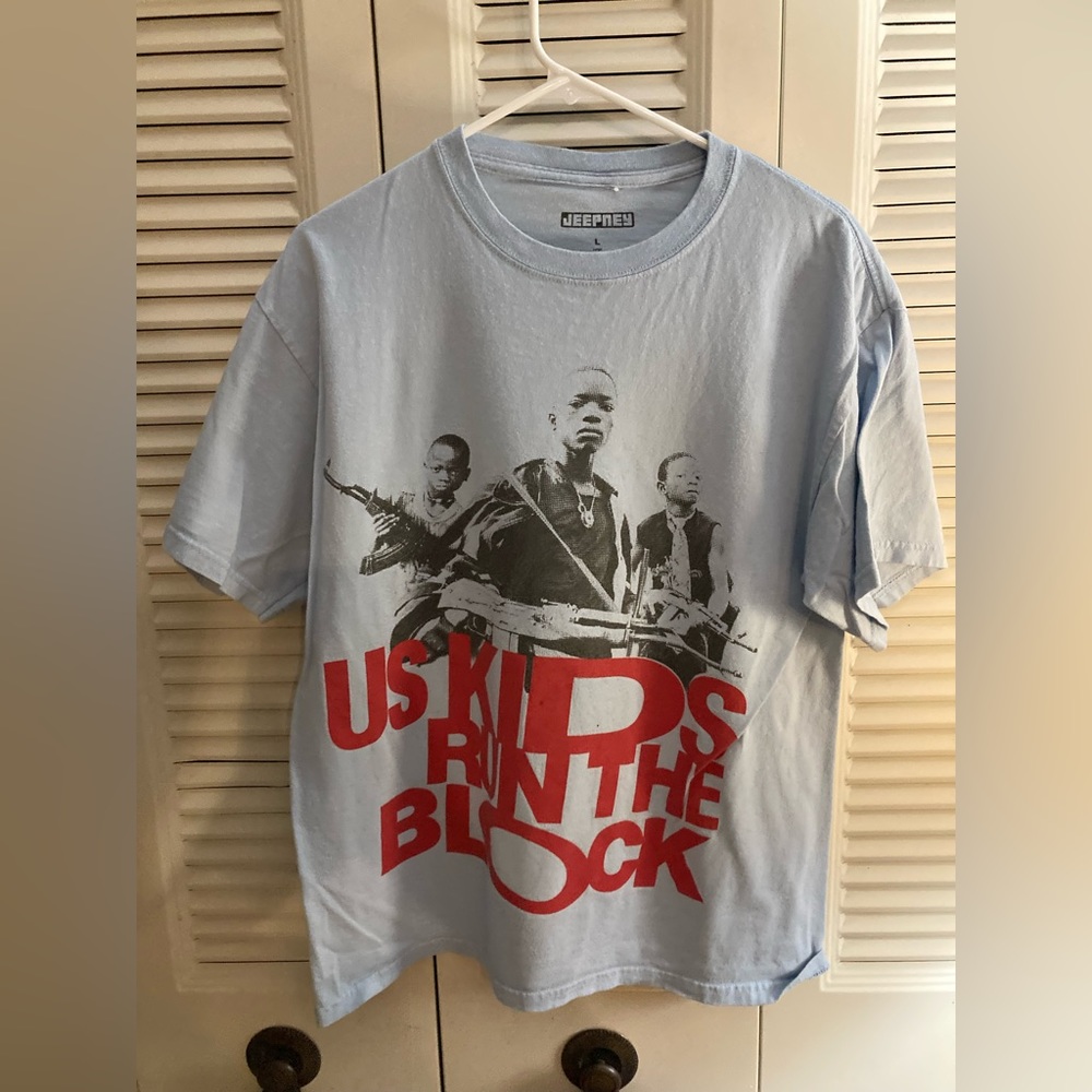 Jeepney shirt size large men’s
